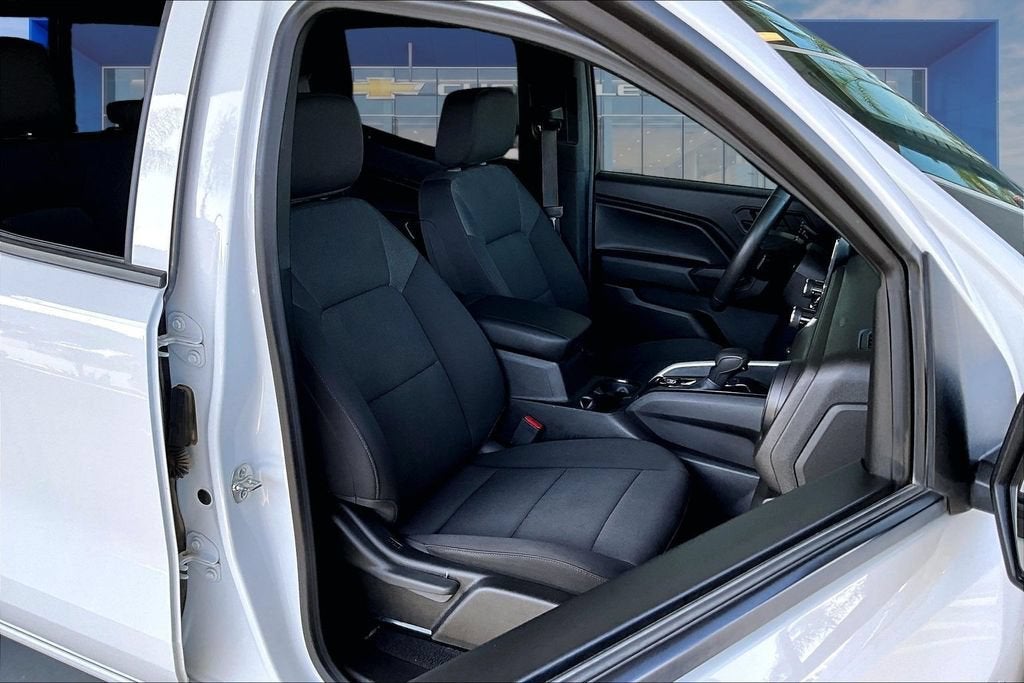 2024 Chevrolet Colorado WT
