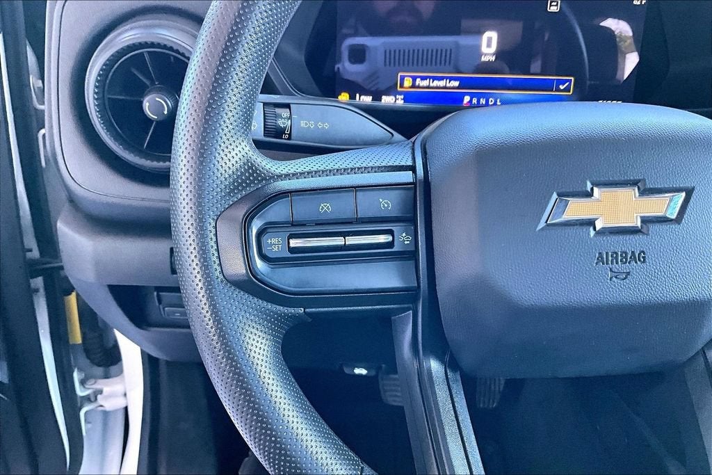 2024 Chevrolet Colorado WT