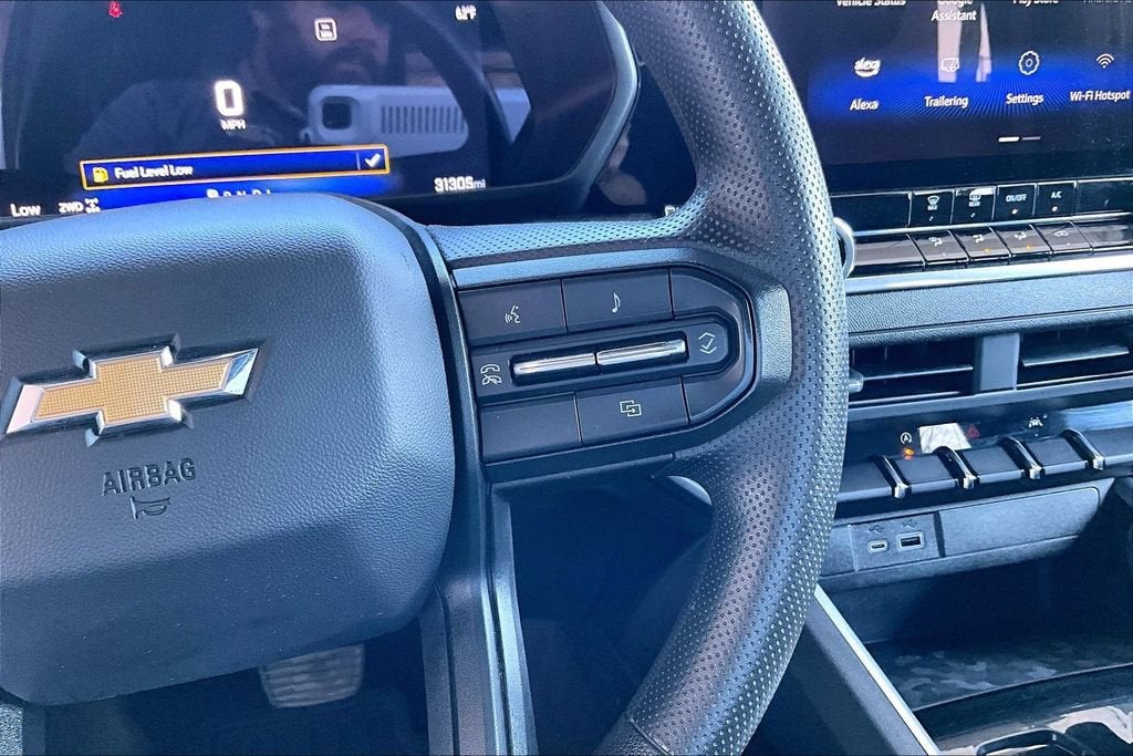 2024 Chevrolet Colorado WT