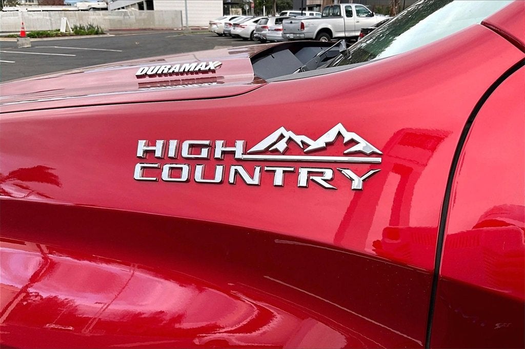 2022 Chevrolet Silverado 1500 High Country