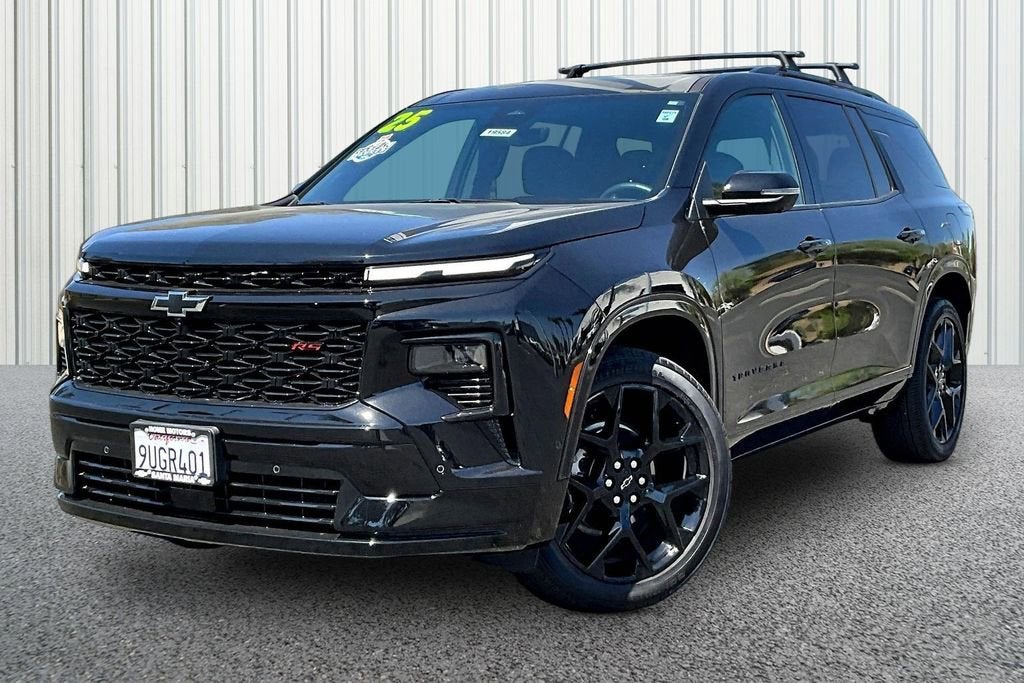 2025 Chevrolet Traverse RS