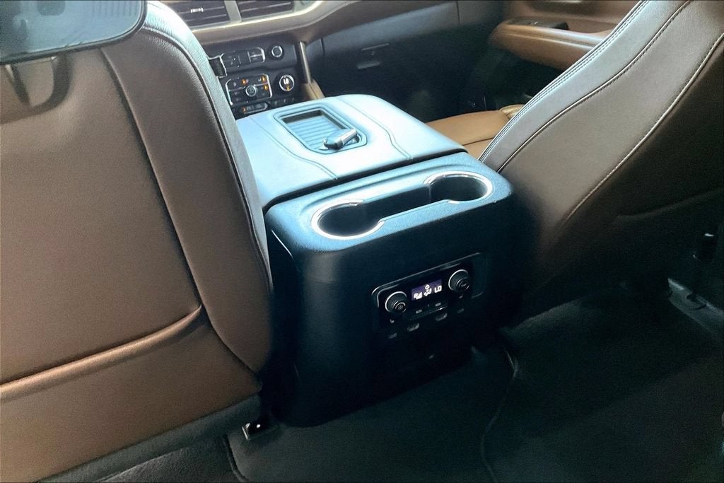 2023 Chevrolet Suburban High Country