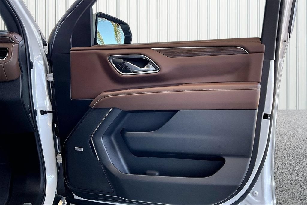 2023 Chevrolet Suburban High Country
