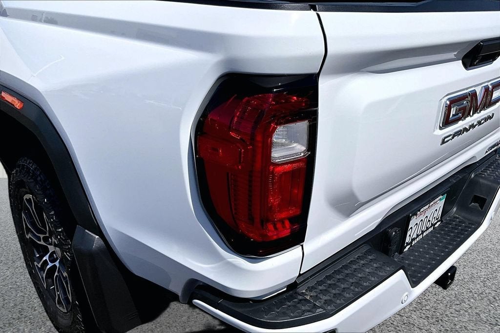 2025 GMC Canyon AT4