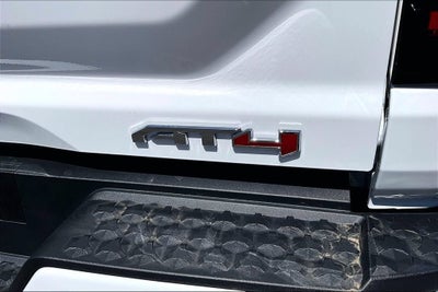2025 GMC Canyon AT4