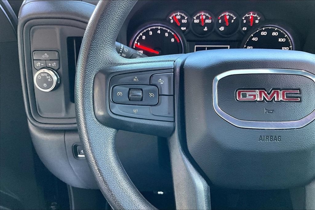 2025 GMC Sierra 1500 Pro