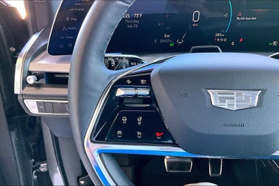 2026 Cadillac VISTIQ Luxury