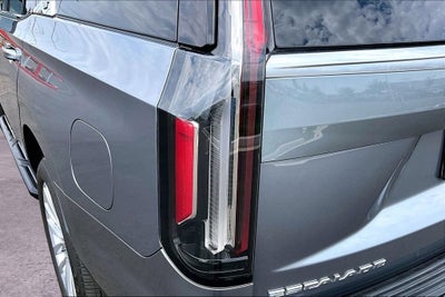 2022 Cadillac Escalade Luxury