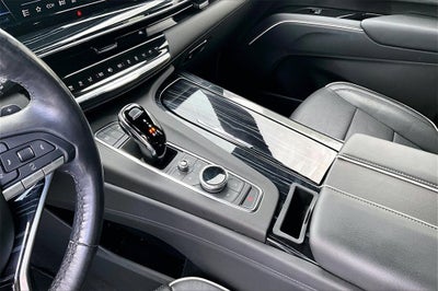 2022 Cadillac Escalade Sport