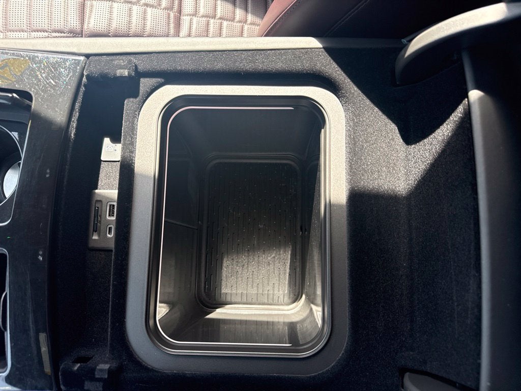 2023 Cadillac Escalade 4WD Sport Platinum