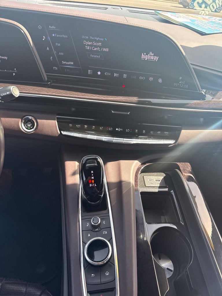 2023 Cadillac Escalade 4WD Sport Platinum
