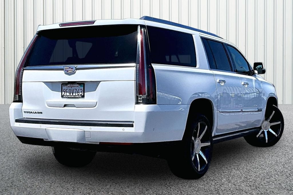 2018 Cadillac Escalade ESV Platinum