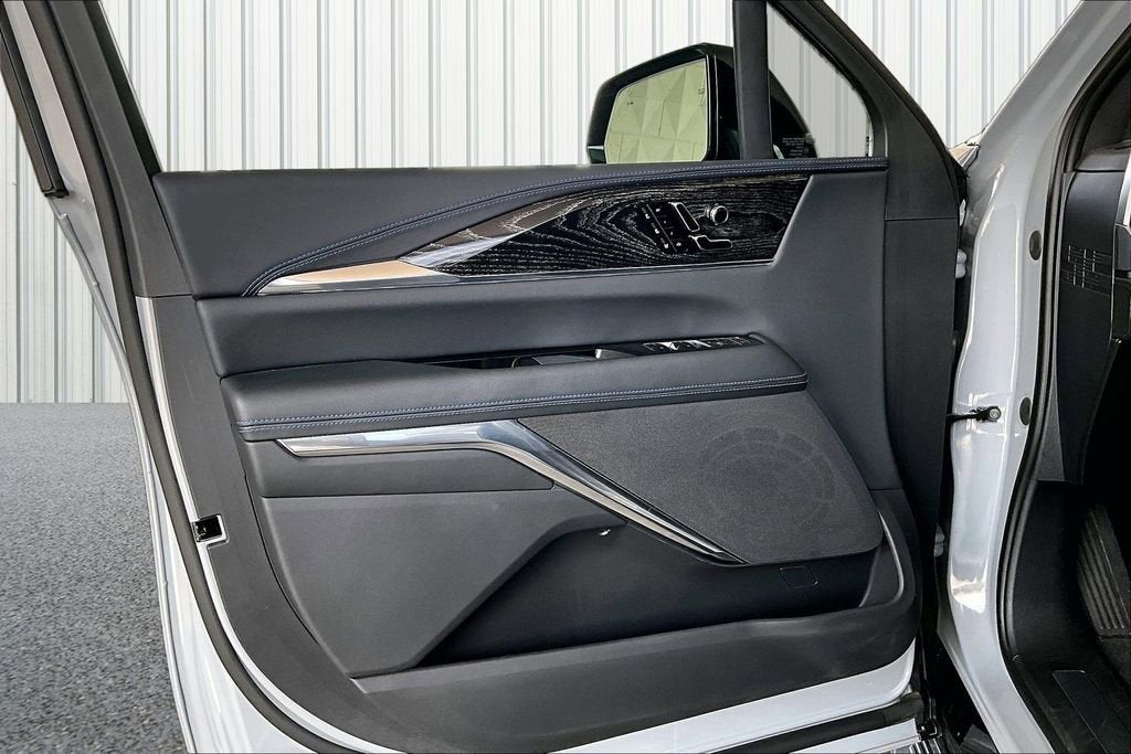2026 Cadillac ESCALADE IQ Sport