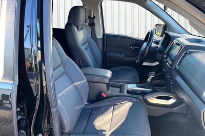 2022 Nissan Frontier SV