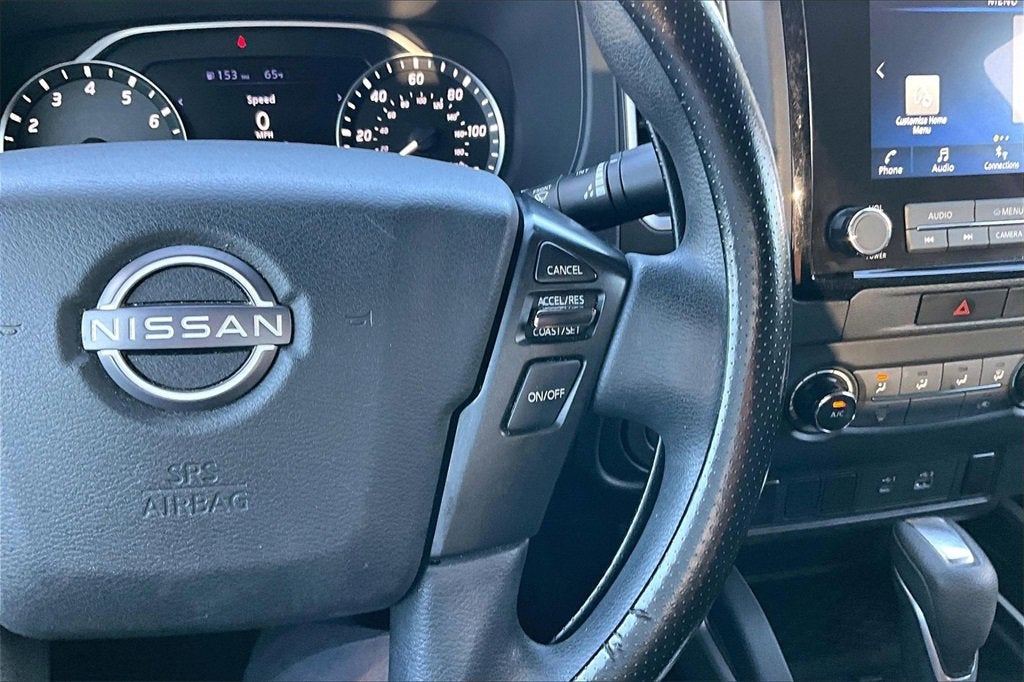 2022 Nissan Frontier SV