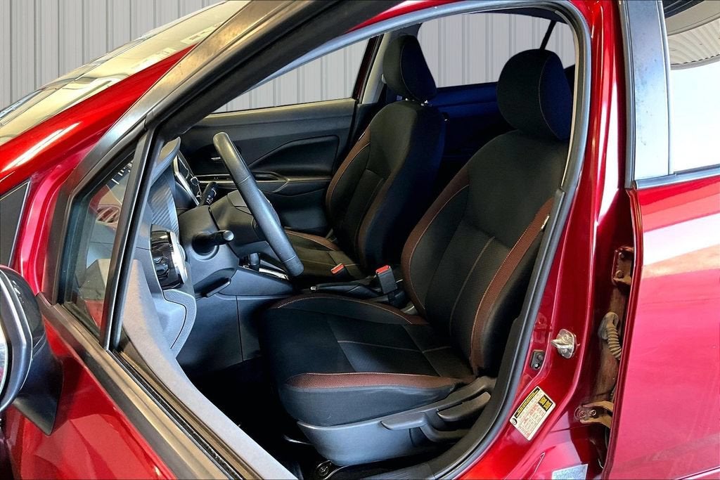 2020 Nissan Versa SR