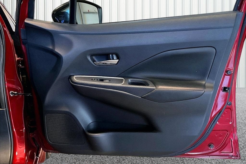2020 Nissan Versa SR