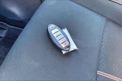 2020 Nissan Versa SR