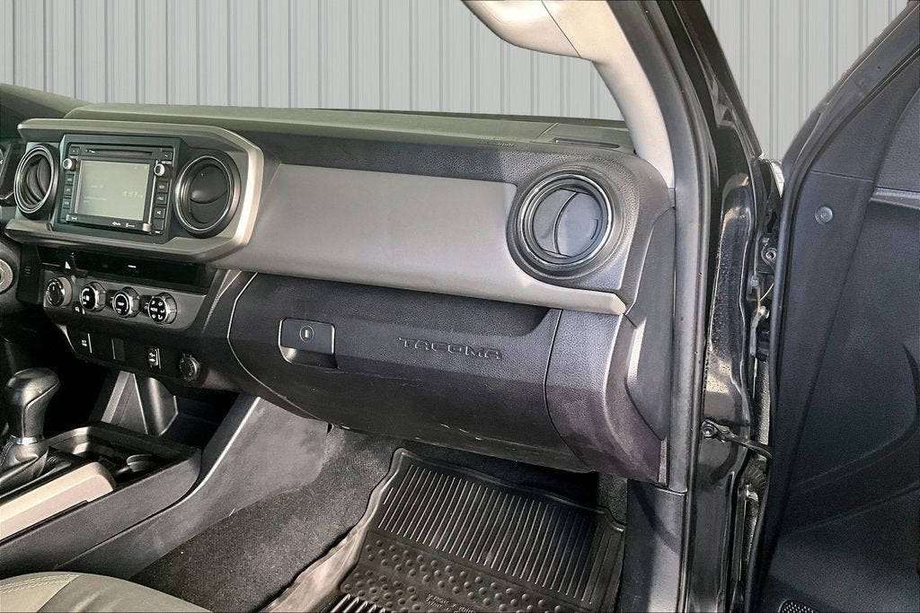 2017 Toyota Tacoma SR5