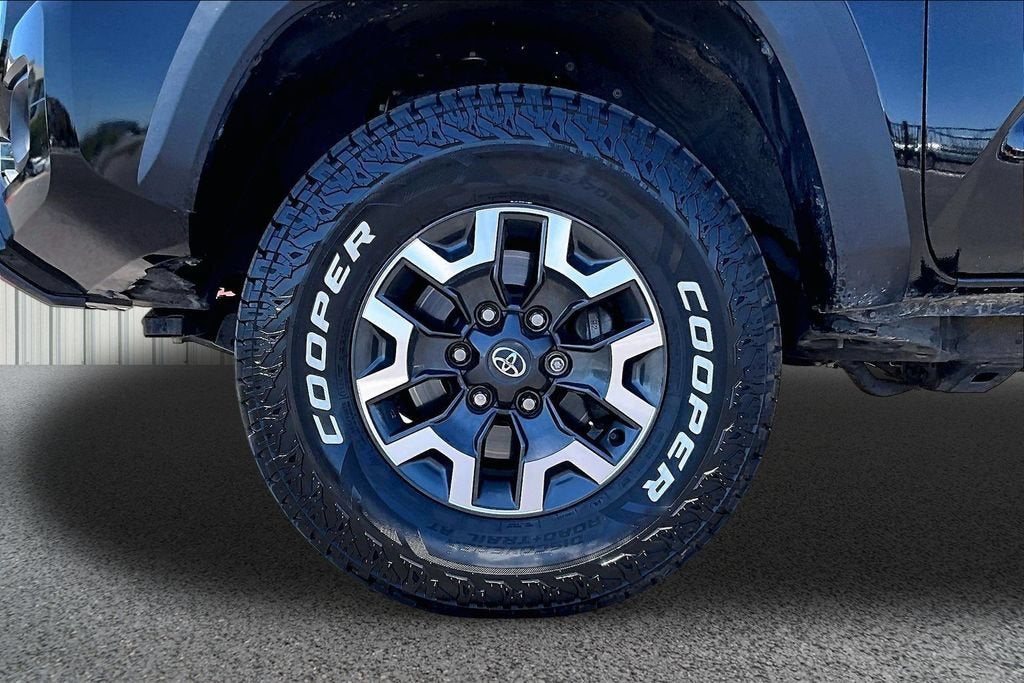 2023 Toyota Tacoma 4WD SR5