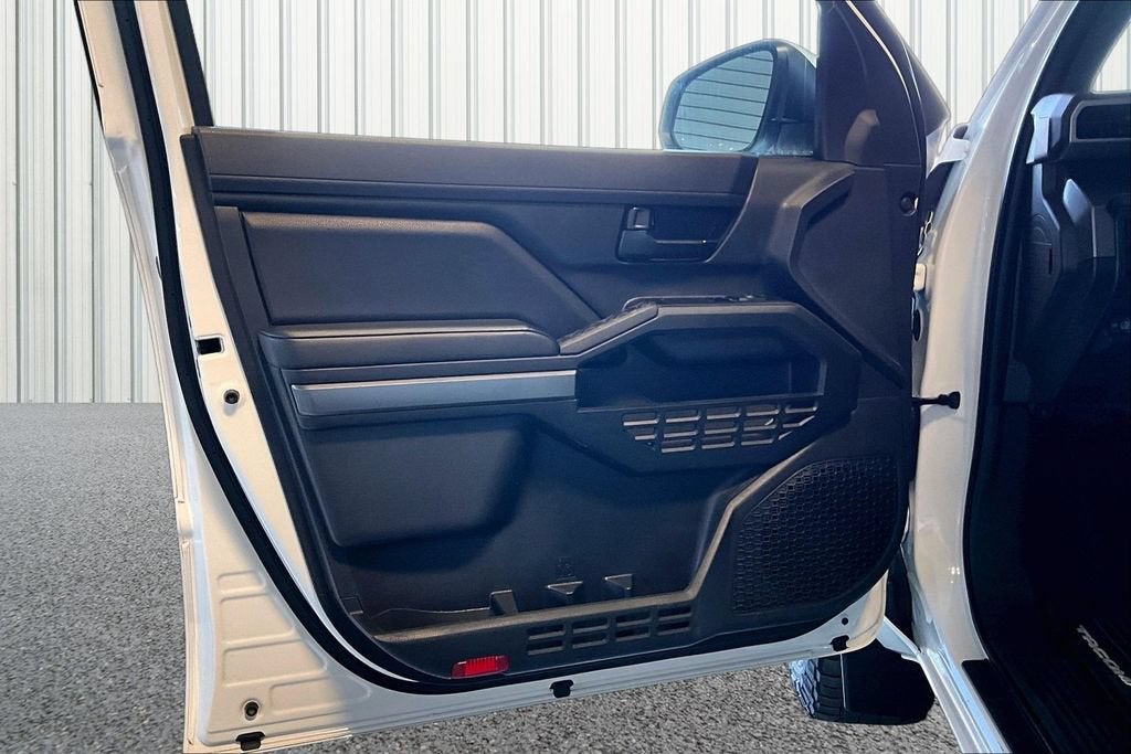 2024 Toyota Tacoma 2WD SR5