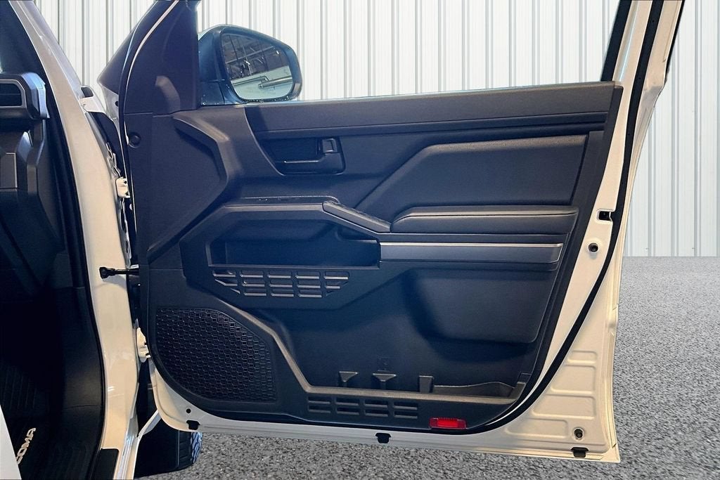 2024 Toyota Tacoma 2WD SR5