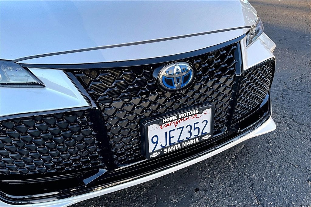 2021 Toyota Avalon Hybrid XSE