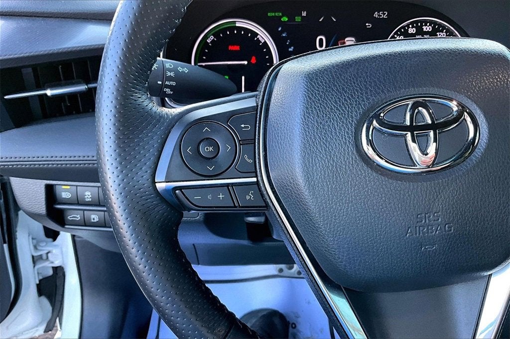 2021 Toyota Avalon Hybrid XSE