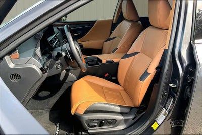 2022 Lexus ES ES 300h Luxury