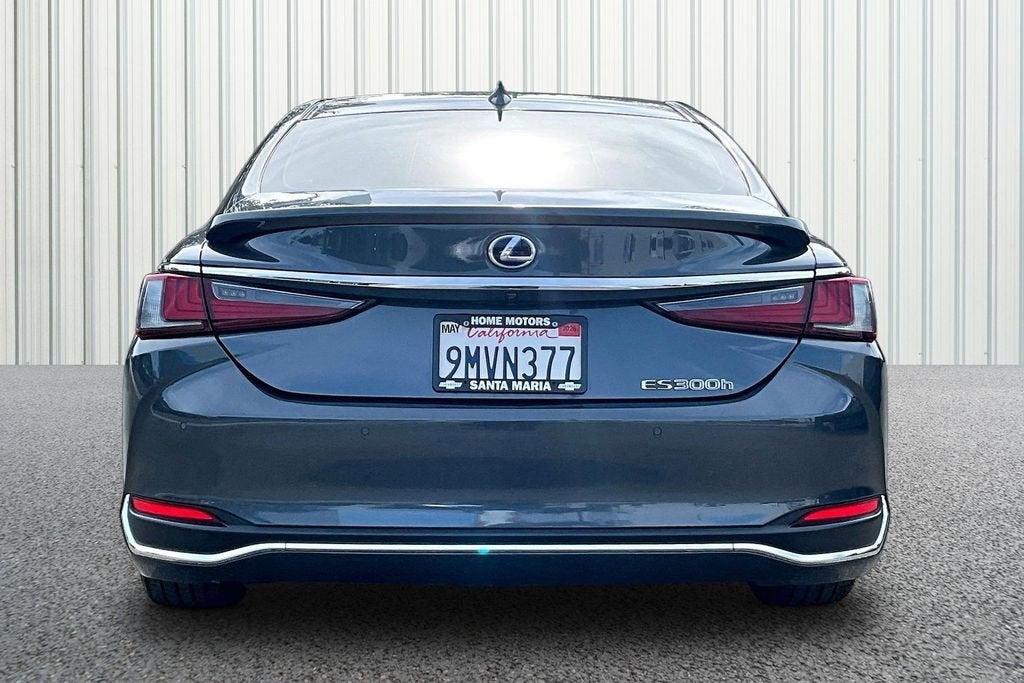 2022 Lexus ES ES 300h Luxury