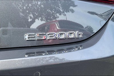 2022 Lexus ES ES 300h Luxury