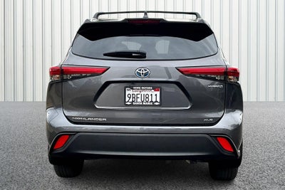 2022 Toyota Highlander Hybrid XLE