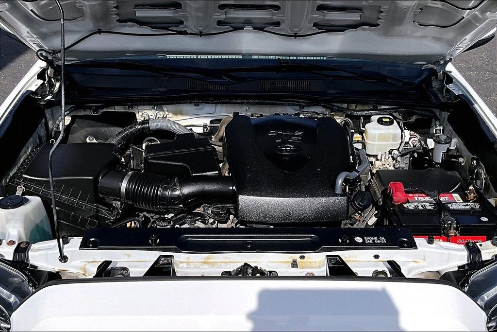 2017 Toyota Tacoma SR5