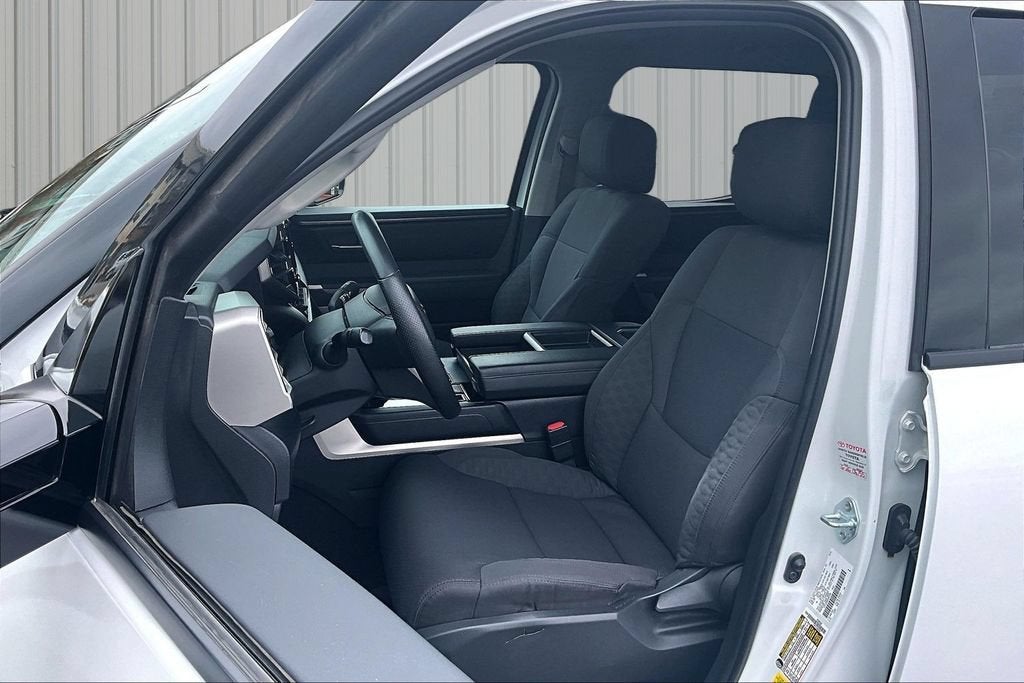 2022 Toyota Tundra 4WD SR5