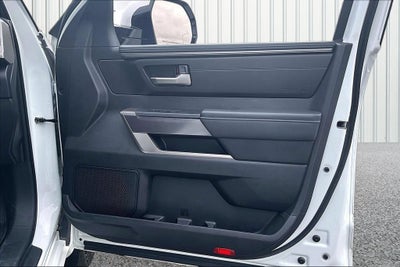 2022 Toyota Tundra 4WD SR5