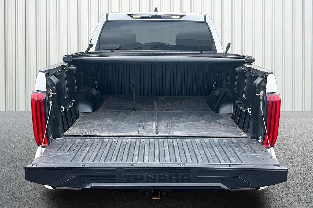2022 Toyota Tundra 4WD SR5