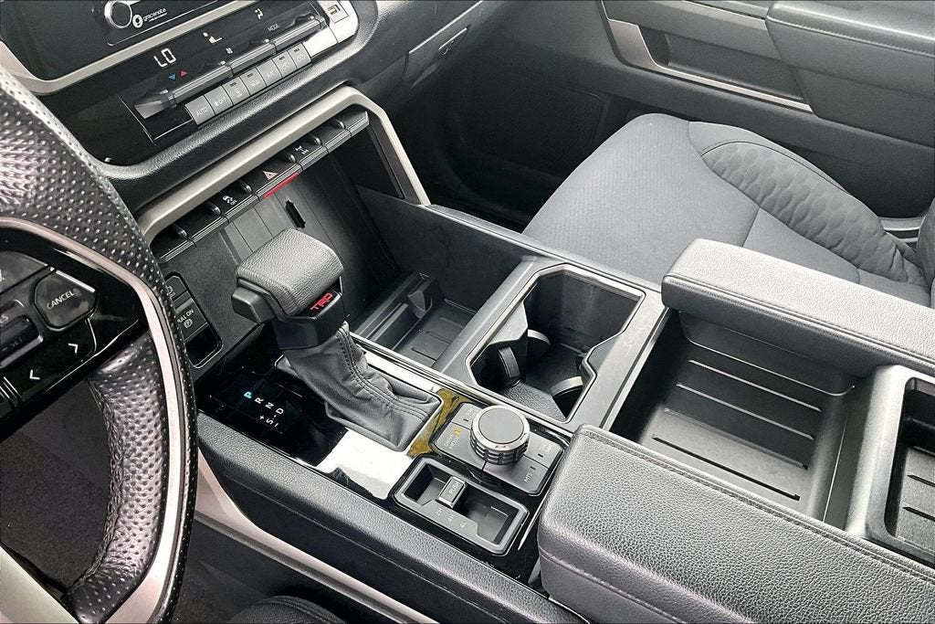 2022 Toyota Tundra 4WD SR5