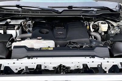 2022 Toyota Tundra 4WD SR5