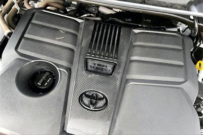 2022 Toyota Tundra 4WD SR5