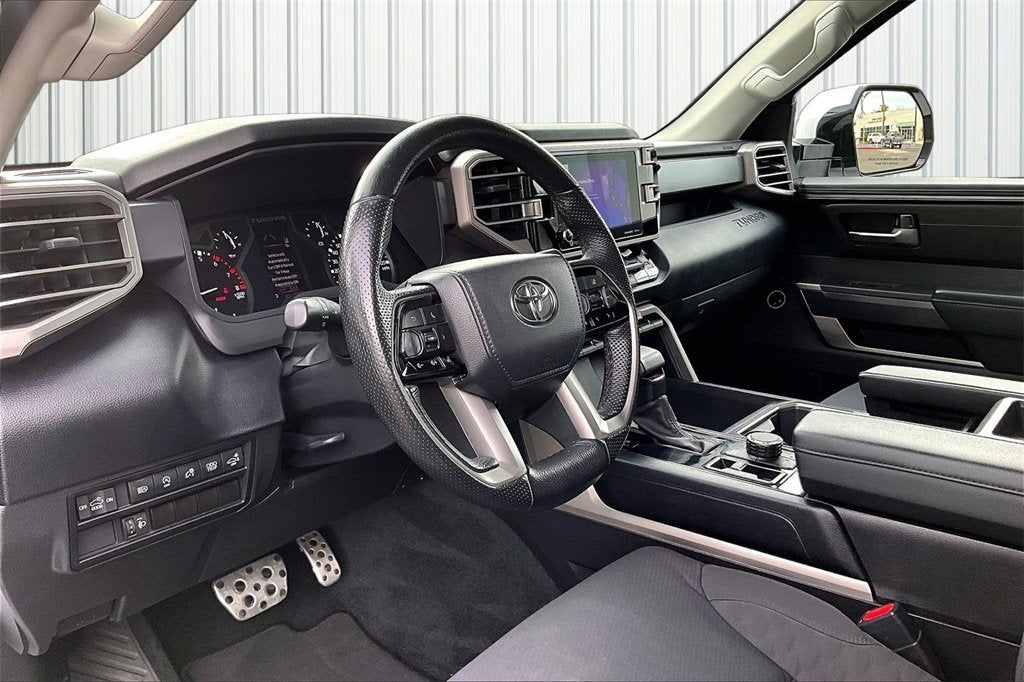2022 Toyota Tundra 4WD SR5