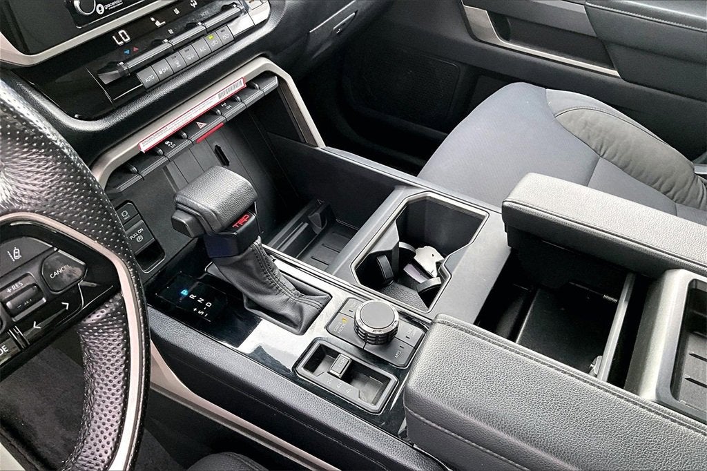 2022 Toyota Tundra 4WD SR5