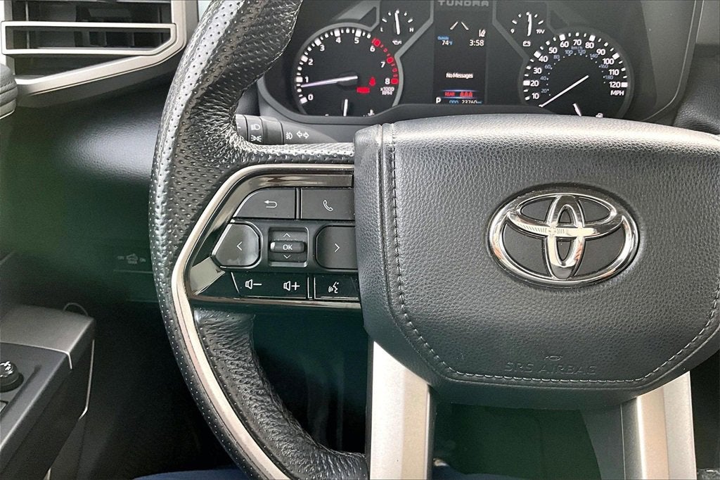 2022 Toyota Tundra 4WD SR5