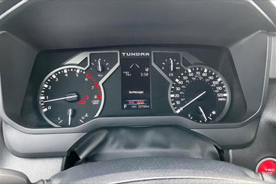 2022 Toyota Tundra 4WD SR5