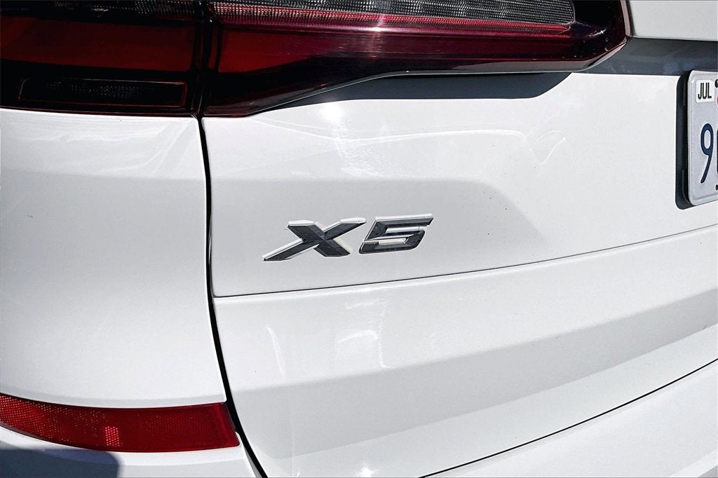 2022 BMW X5 xDrive45e