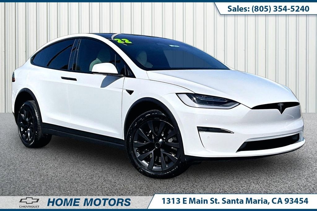 2022 Tesla Model X Long Range's photo