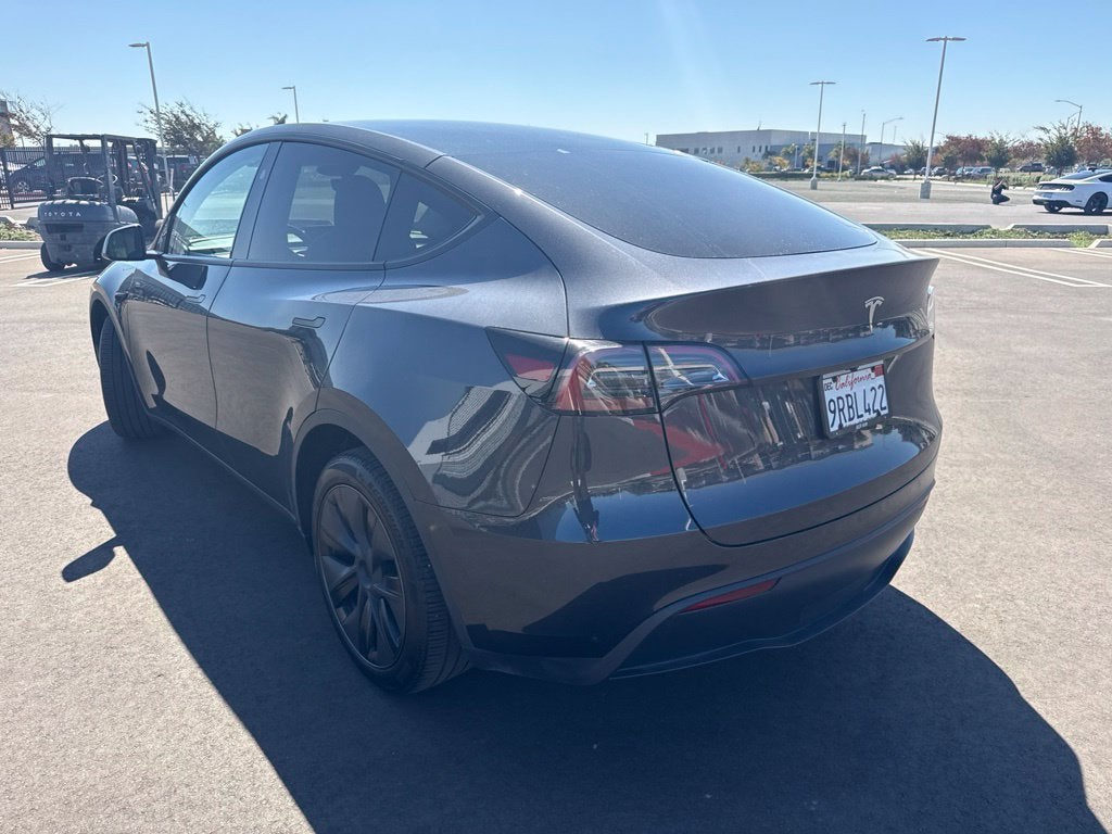 2025 Tesla Model Y Long Range