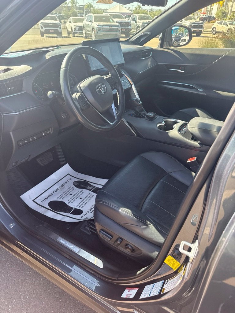 2021 Toyota Venza LE