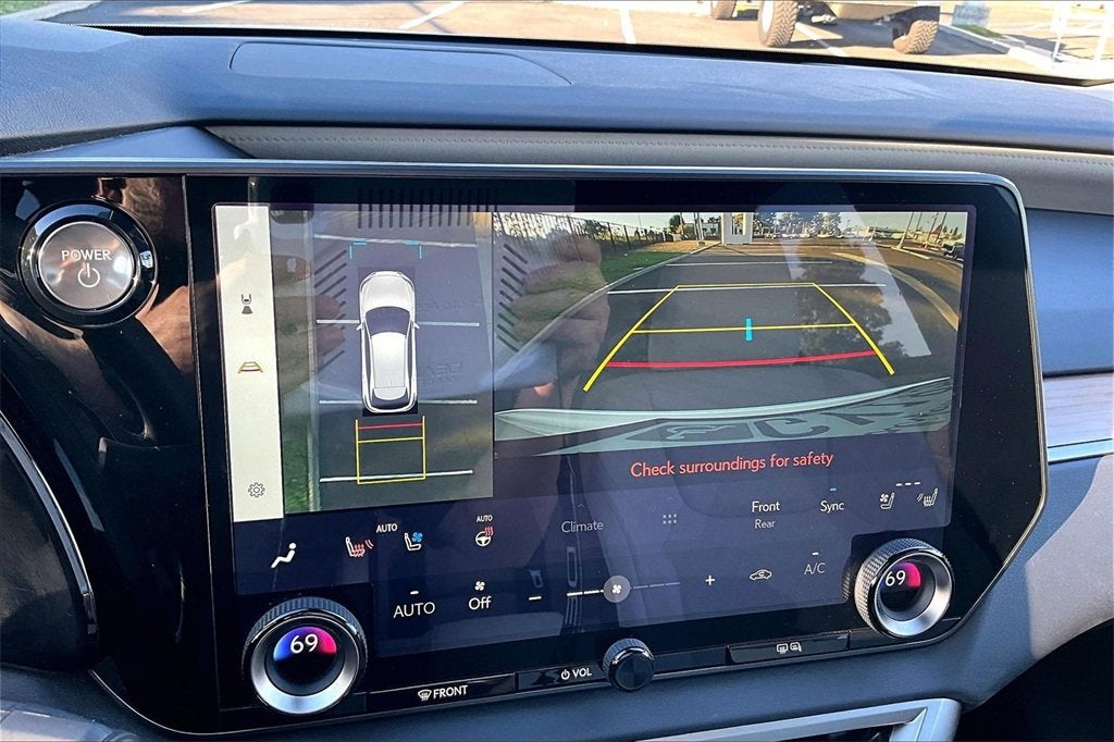 2024 Lexus RX RX 450h+ Luxury