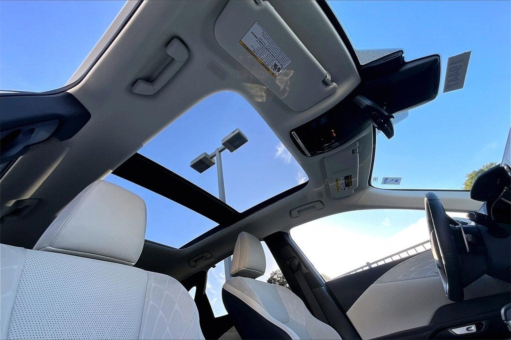 2024 Lexus RX RX 450h+ Luxury