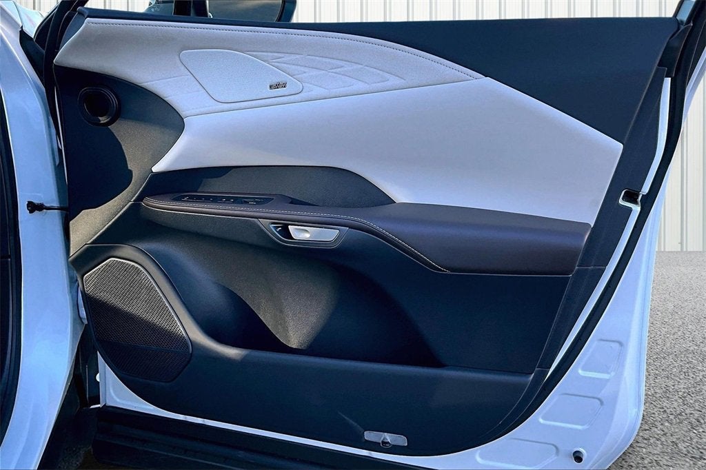 2024 Lexus RX RX 450h+ Luxury